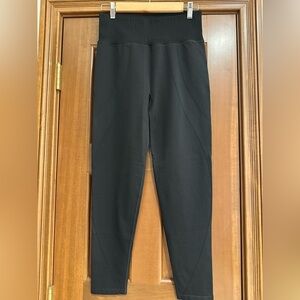 Old Navy Black High-Waisted Ribbed Waistband leggings Large